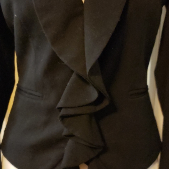 H&M Black Blazer - Picture 2 of 10